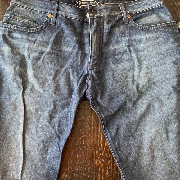 Robin’s Jeans - Picture 2 of 2